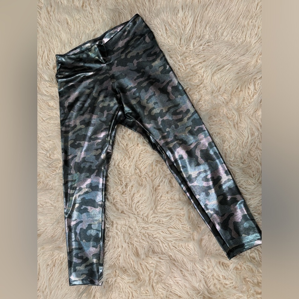 NWT Express Metallic Camo Leggings, Size L
